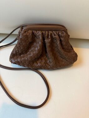 Woven Crossbody Bag in Brown